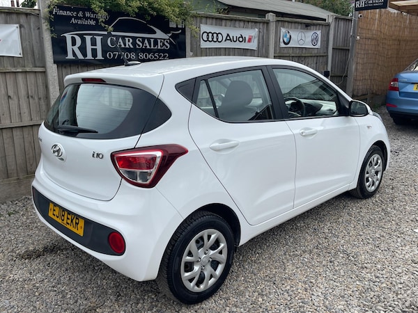 Used Hyundai i10 2018 for sale - 76227459: Photo 12
