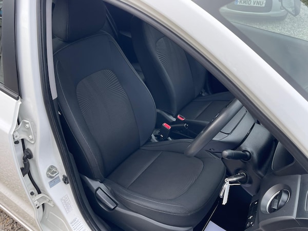 Used Hyundai i10 2018 for sale - 76227459: Photo 30