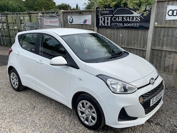 Used Hyundai i10 2018 for sale - 76227459: Photo 3
