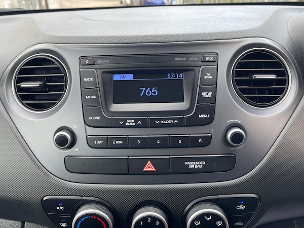 Used Hyundai i10 2018 for sale - 76227459: Photo 41