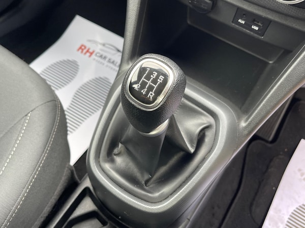 Used Hyundai i10 2018 for sale - 76227459: Photo 46
