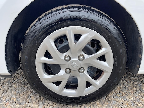 Used Hyundai i10 2018 for sale - 76227459: Photo 51