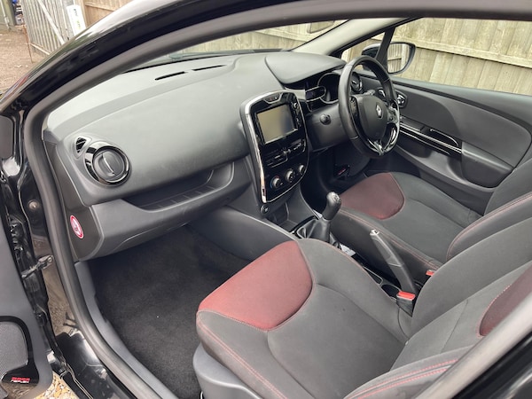 Used Renault Clio 2013 for sale - 75756649: Photo 33