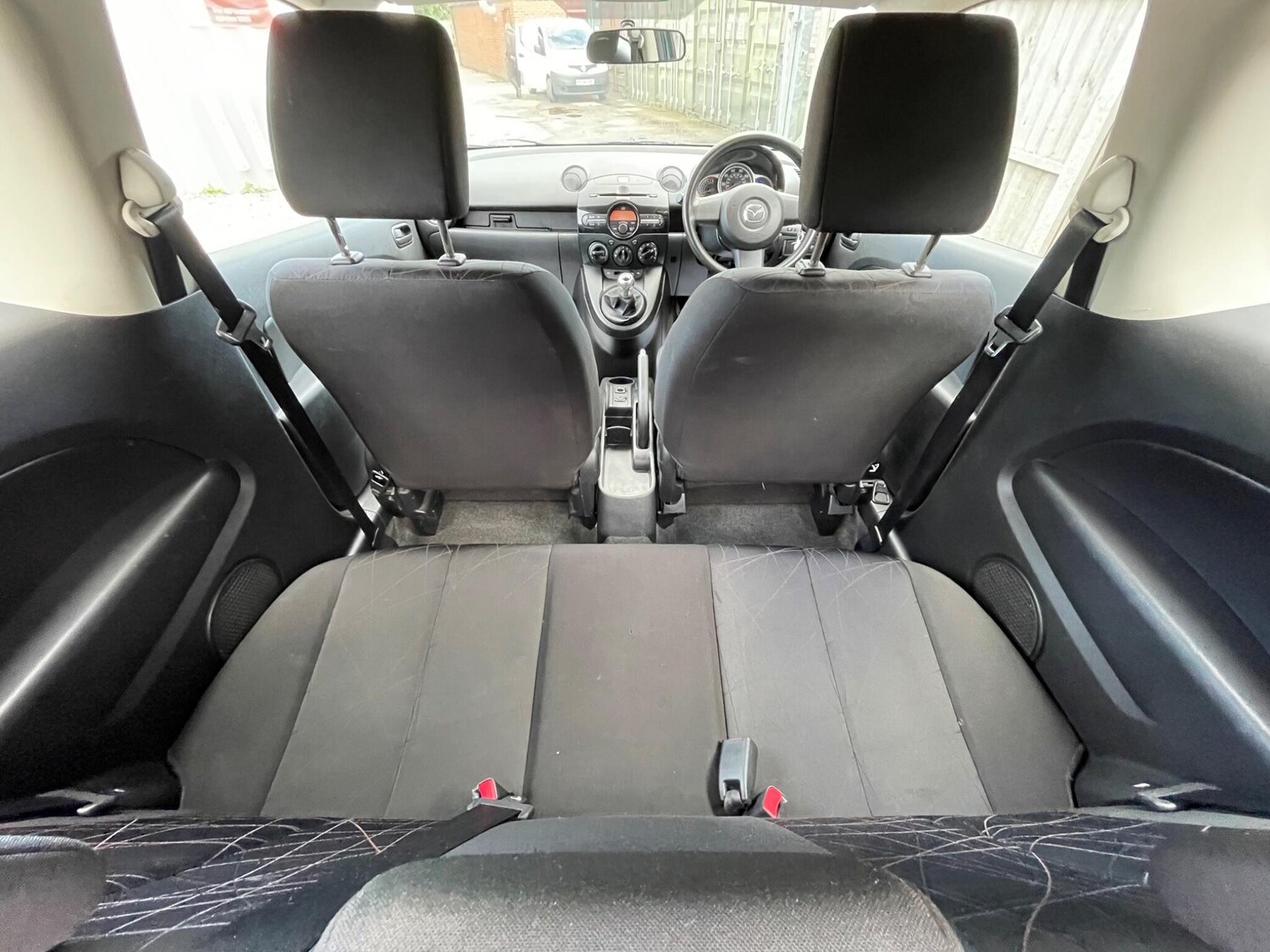 Used Mazda Mazda2 2011 for sale - 76122284: Photo 25