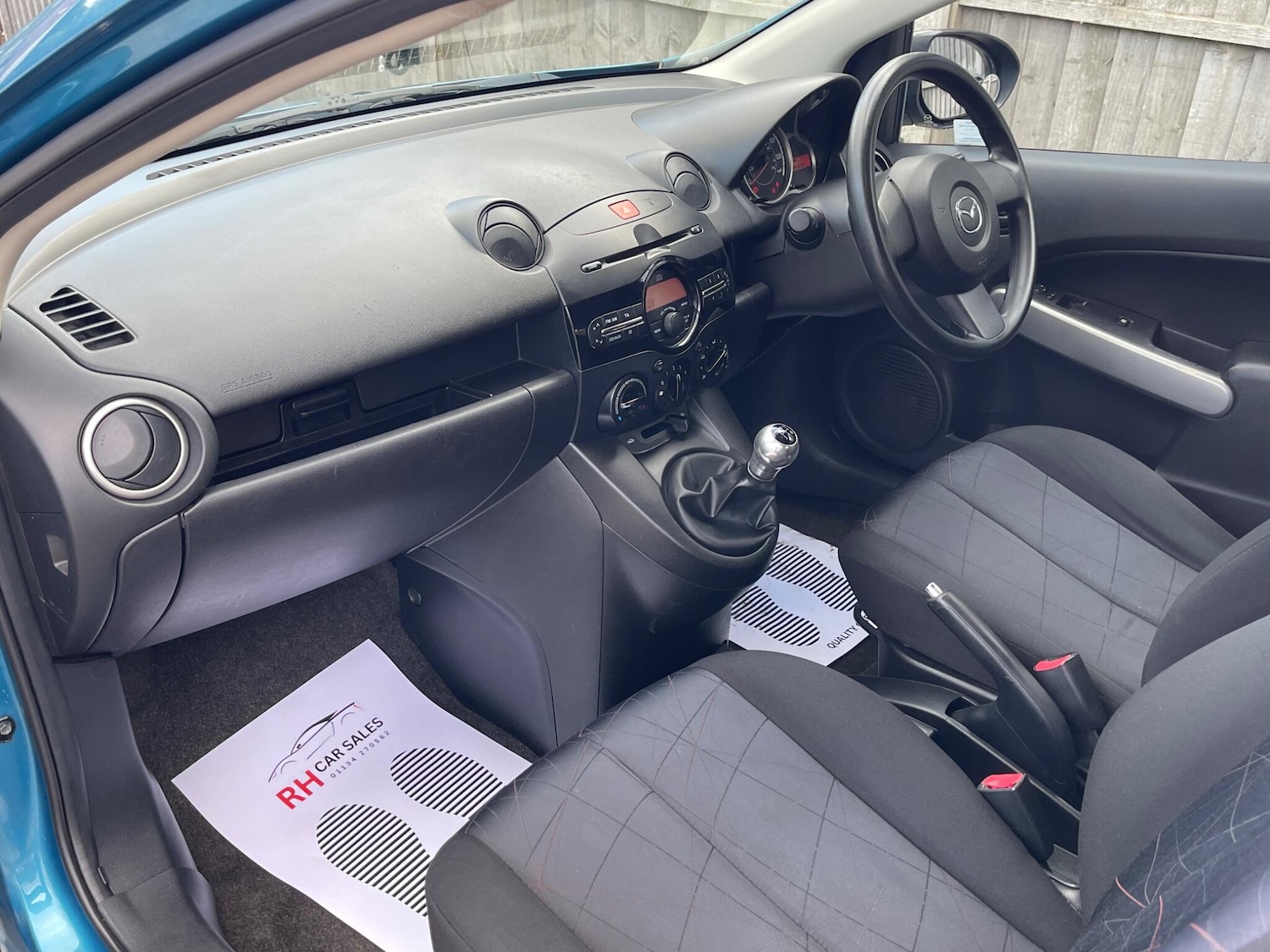 Used Mazda Mazda2 2011 for sale - 76122284: Photo 28