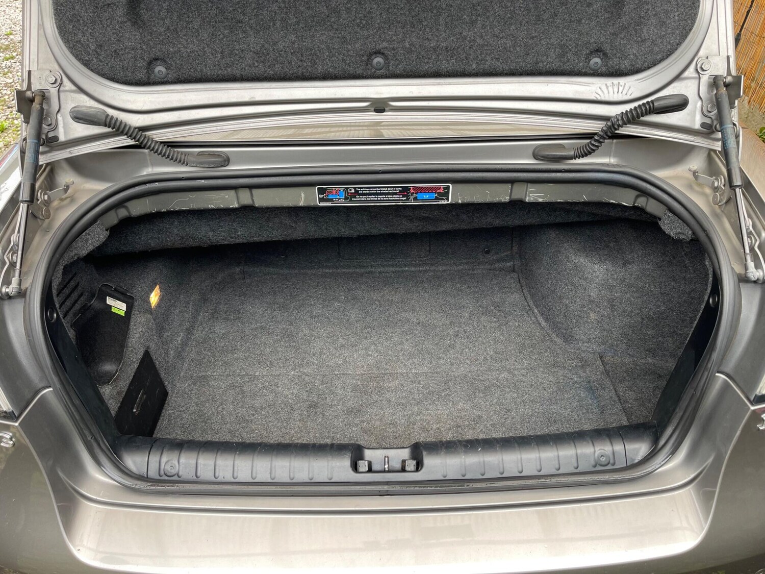 Used Saab 9-3 2008 for sale - 75915367: Photo 51