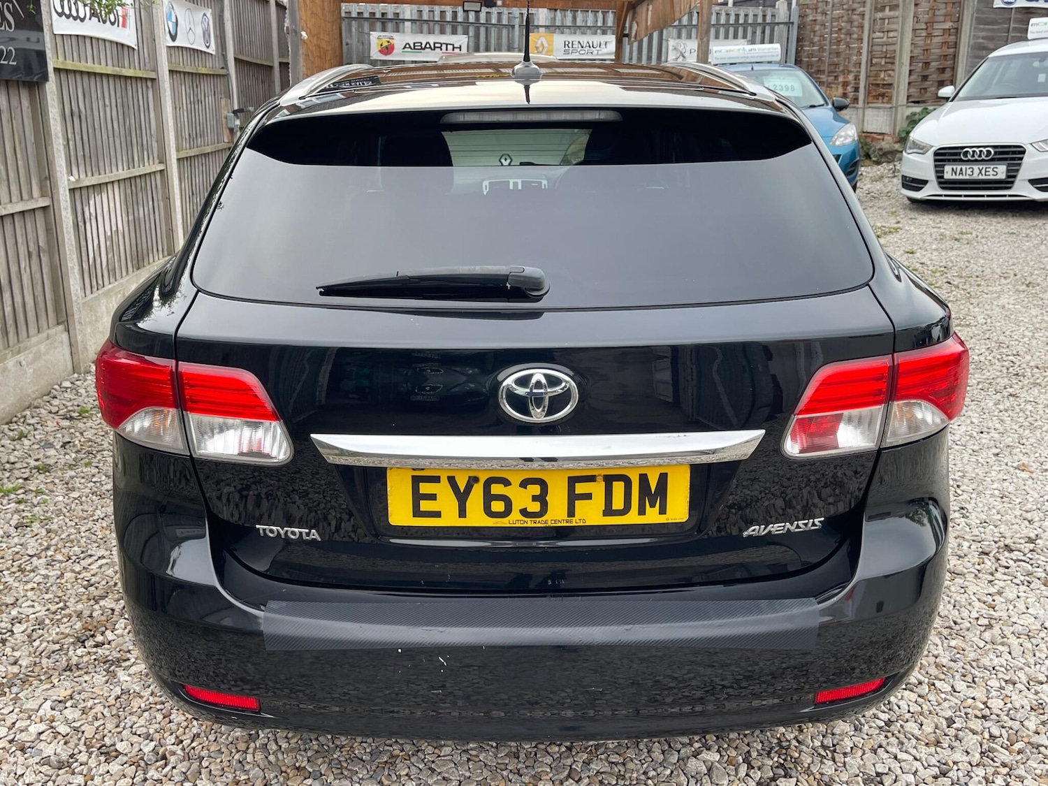 Used Toyota Avensis 2013 for sale - 76137461: Photo 13