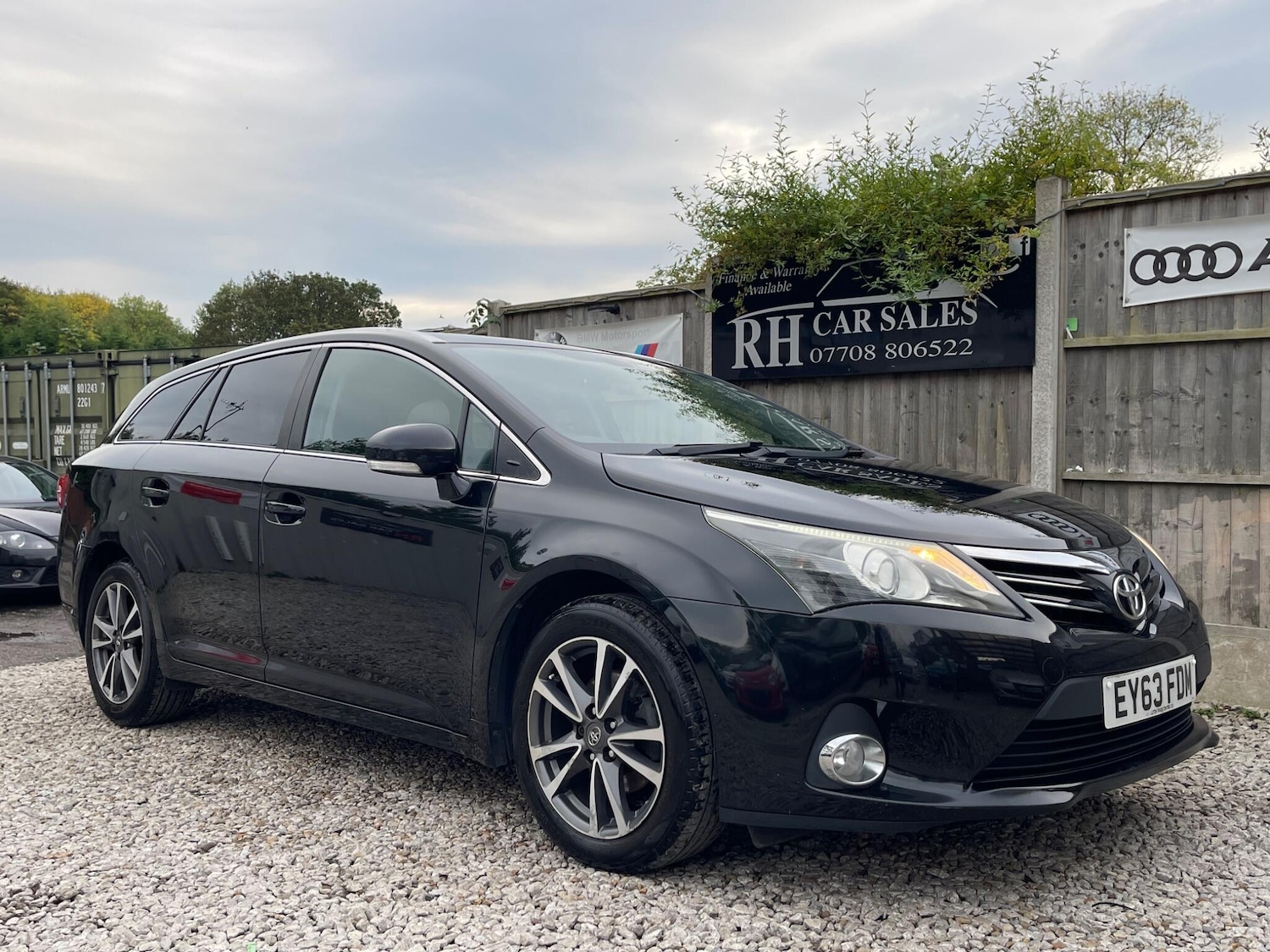 Used Toyota Avensis 2013 for sale - 76137461: Photo 16