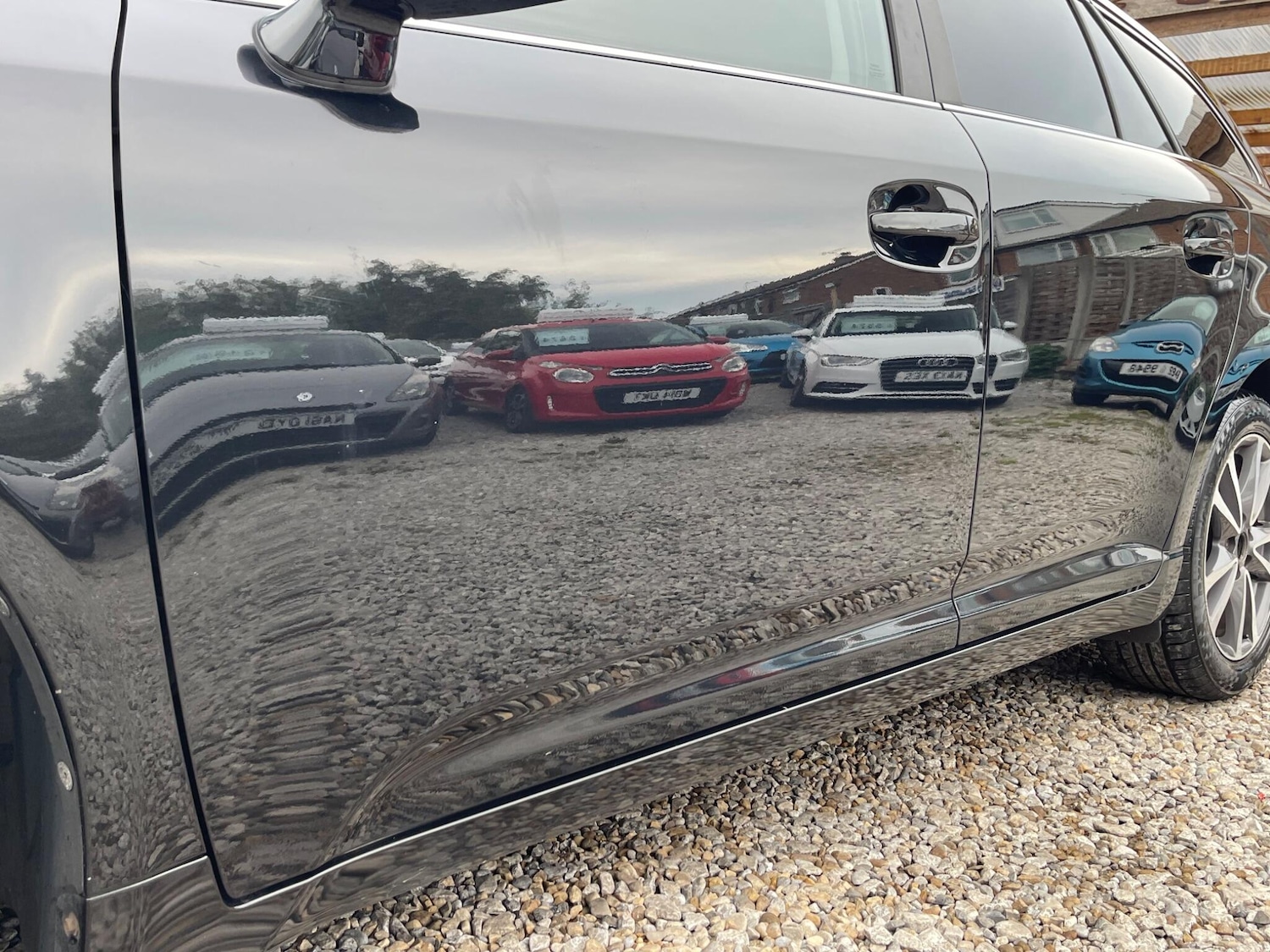 Used Toyota Avensis 2013 for sale - 76137461: Photo 25