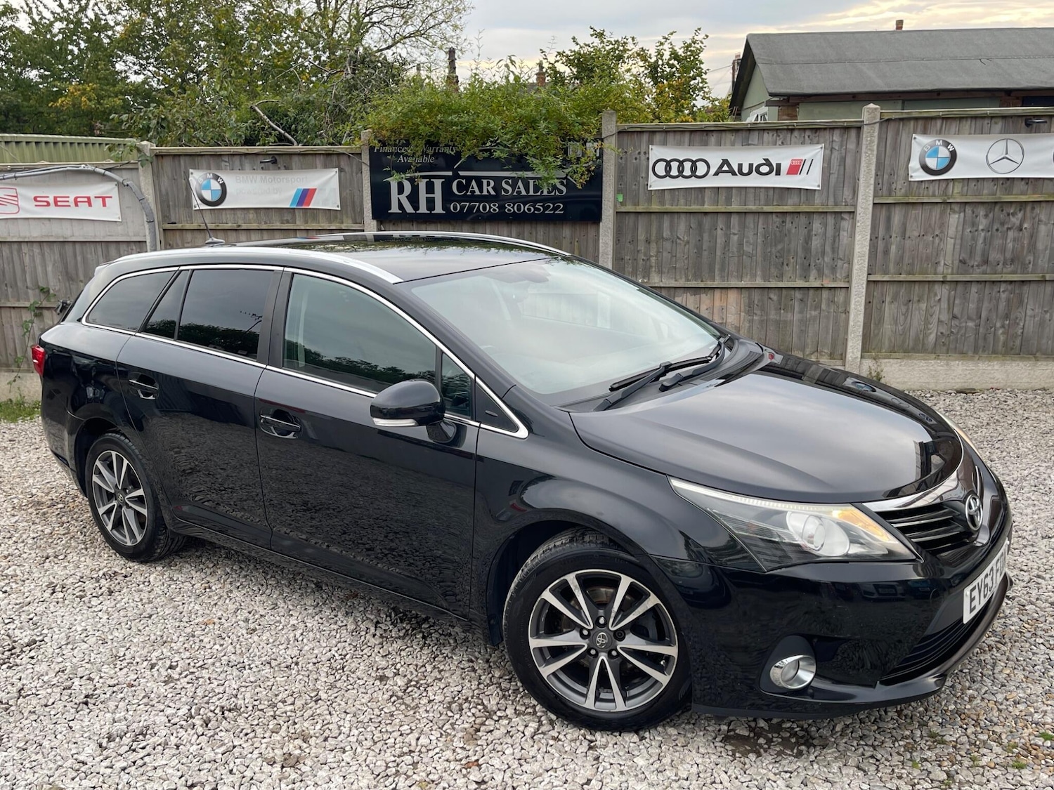 Used Toyota Avensis 2013 for sale - 76137461: Photo 26