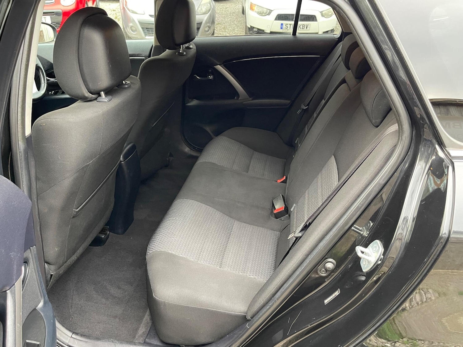Used Toyota Avensis 2013 for sale - 76137461: Photo 39