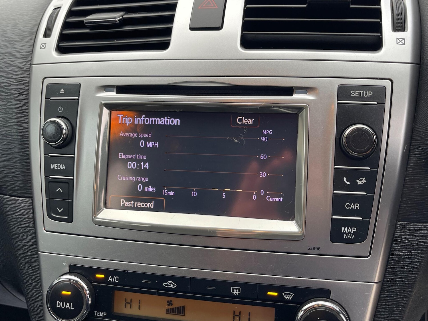 Used Toyota Avensis 2013 for sale - 76137461: Photo 53