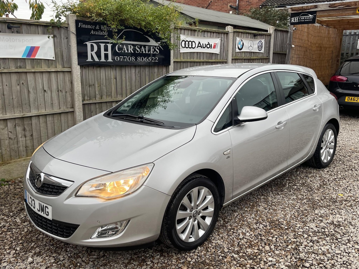 Used Vauxhall Astra 2012 for sale - 76424374: Photo 1