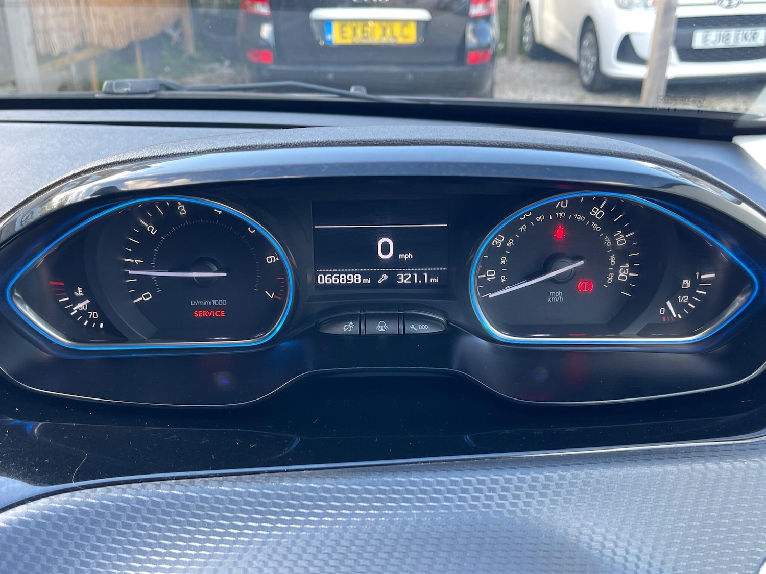 Used Peugeot 2008 2015 for sale - 76072145: Photo 42