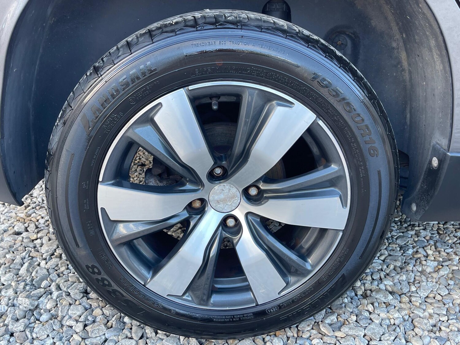 Used Peugeot 2008 2015 for sale - 76072145: Photo 57