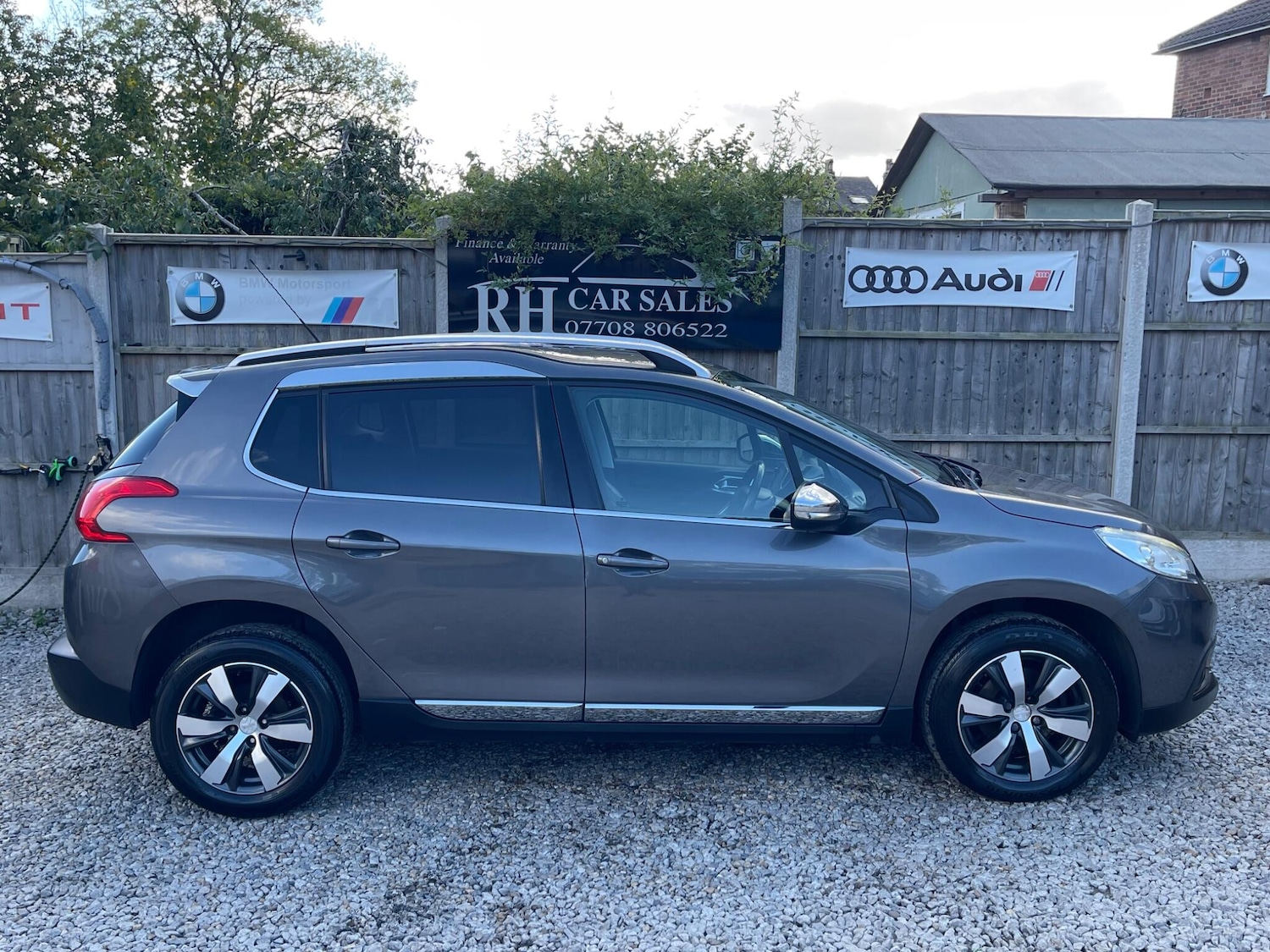 Used Peugeot 2008 2015 for sale - 76072145: Photo 7