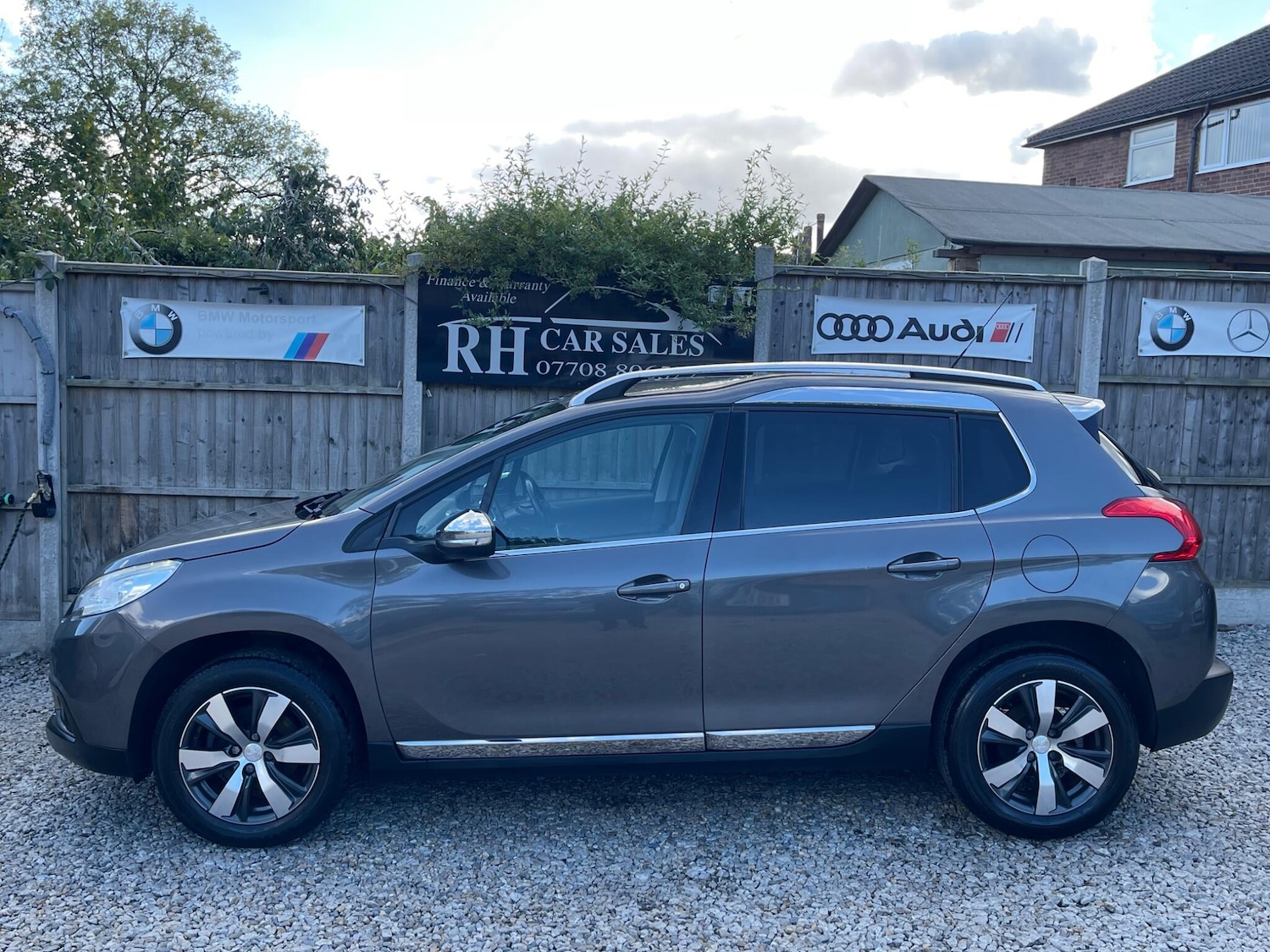 Used Peugeot 2008 2015 for sale - 76072145: Photo 9