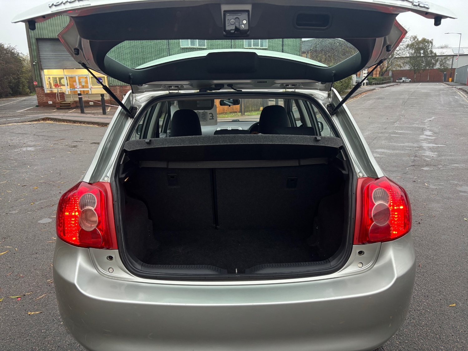 Used Toyota Auris 2009 for sale - 76589759: Photo 5