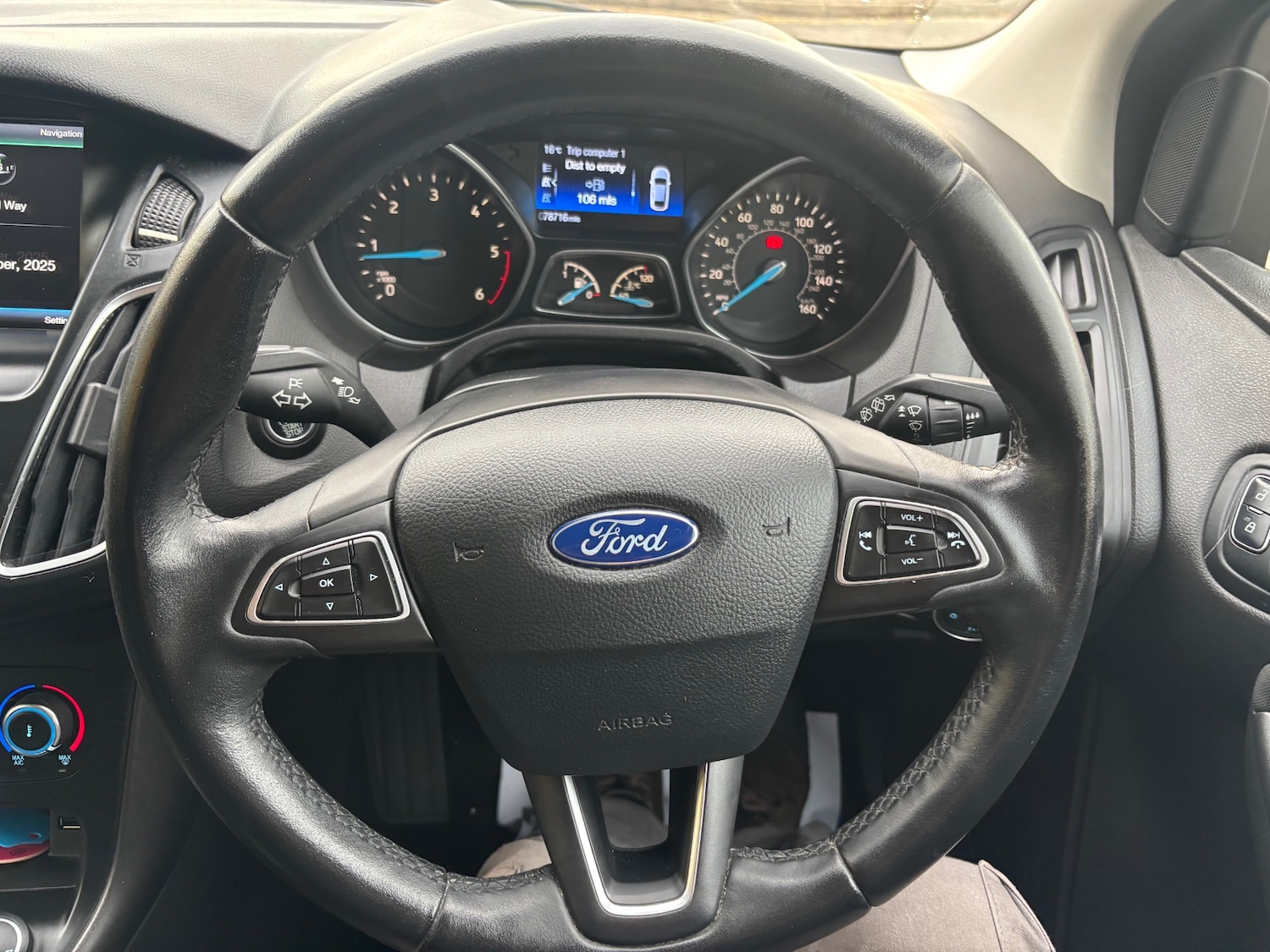 Used Ford Focus 2015 for sale - 76492509: Photo 11