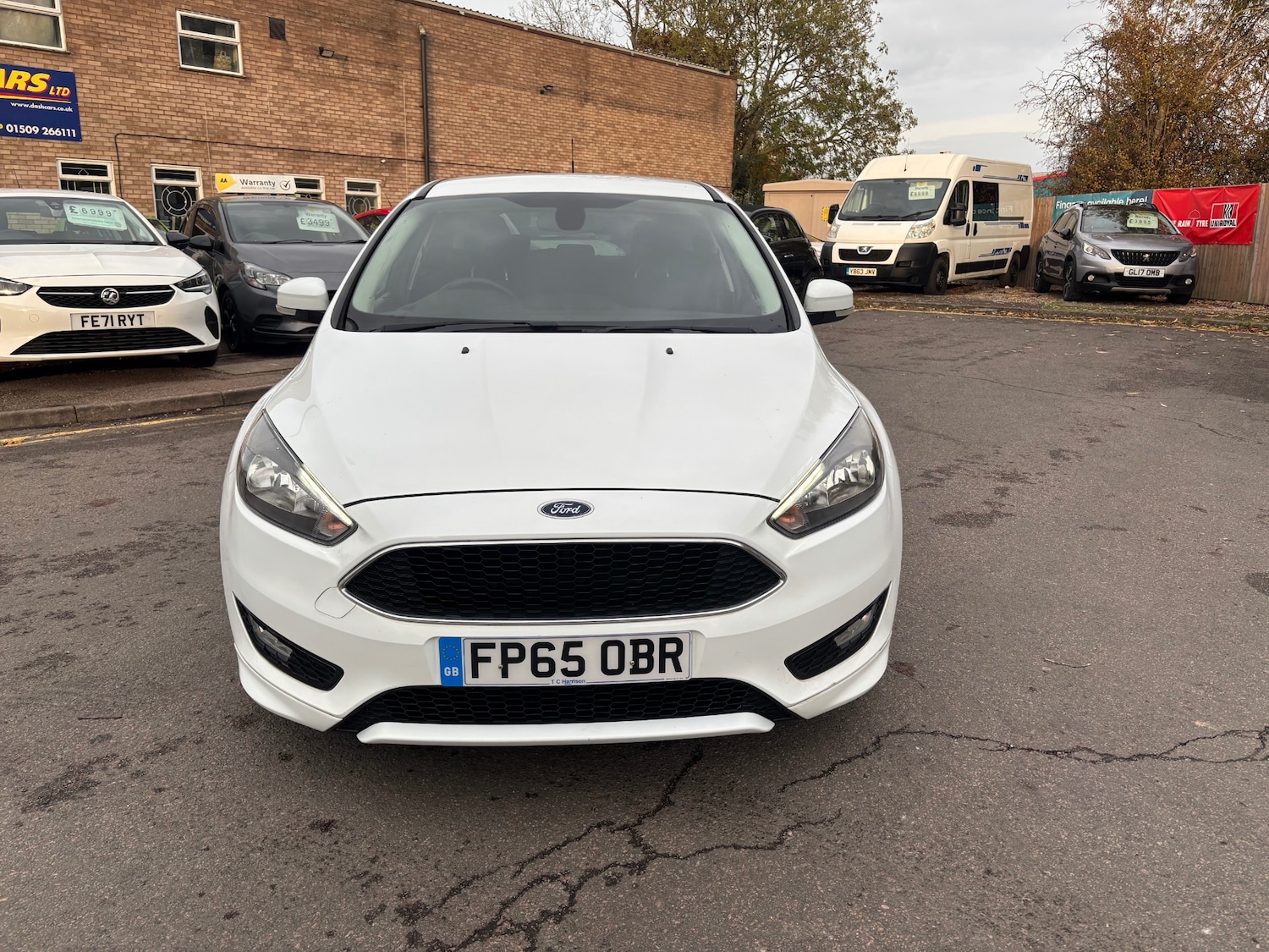 Used Ford Focus 2015 for sale - 76492509: Photo 2