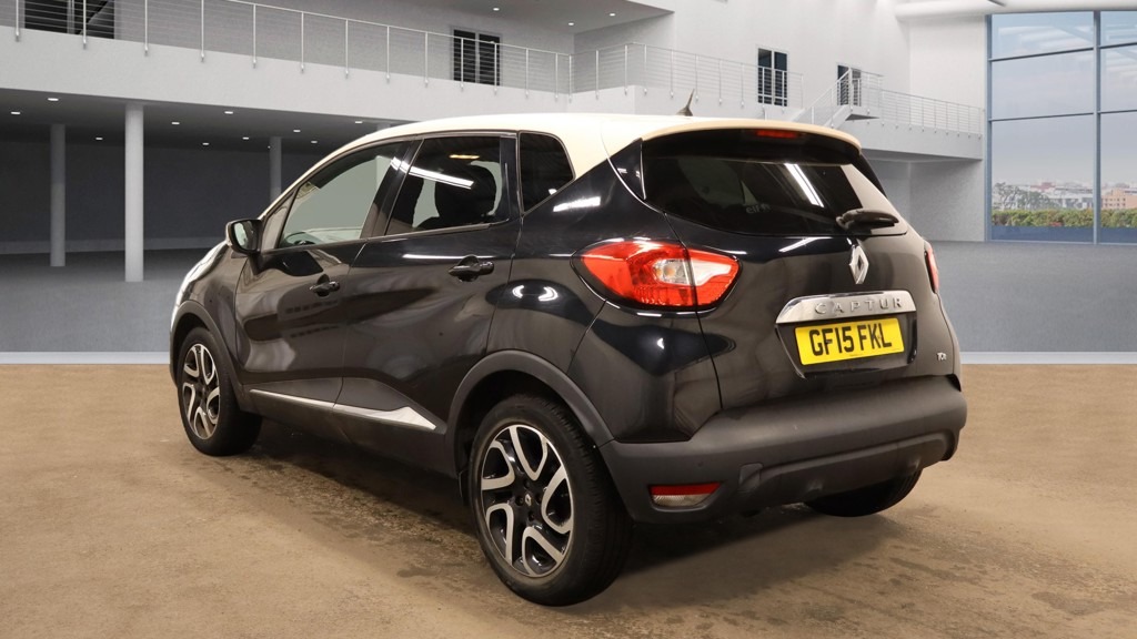 Used Renault Captur 2015 for sale - 77918299: Photo 3