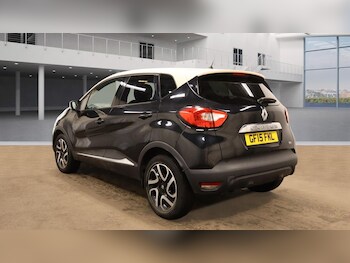 Used Renault Captur 2015 for sale - 77918299: Photo