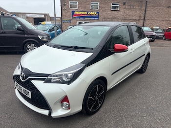 Used Toyota Yaris 2017 for sale - 75443760: Photo