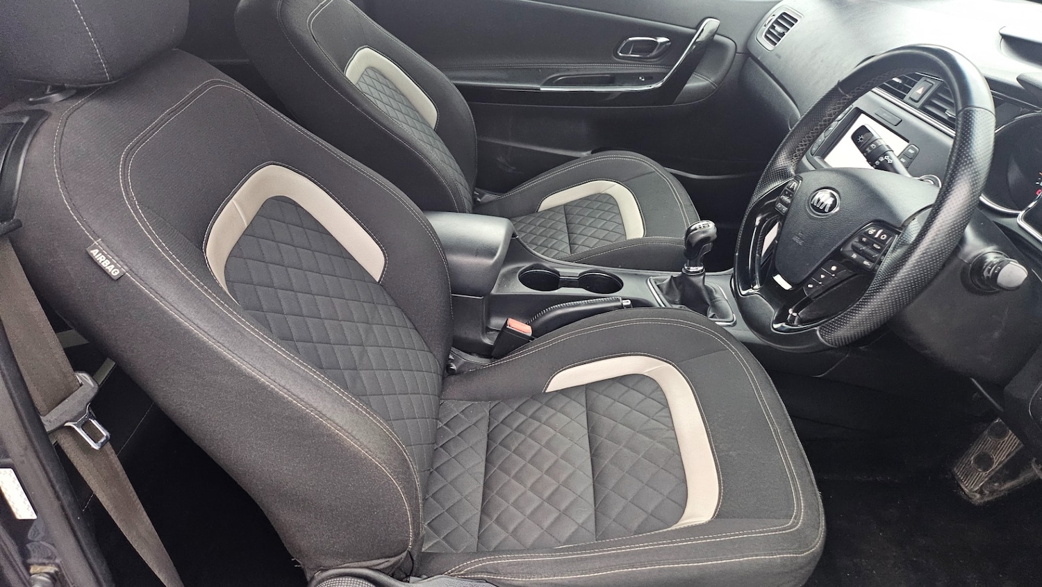 Used Kia Pro Ceed 2016 for sale - 77282807: Photo 11