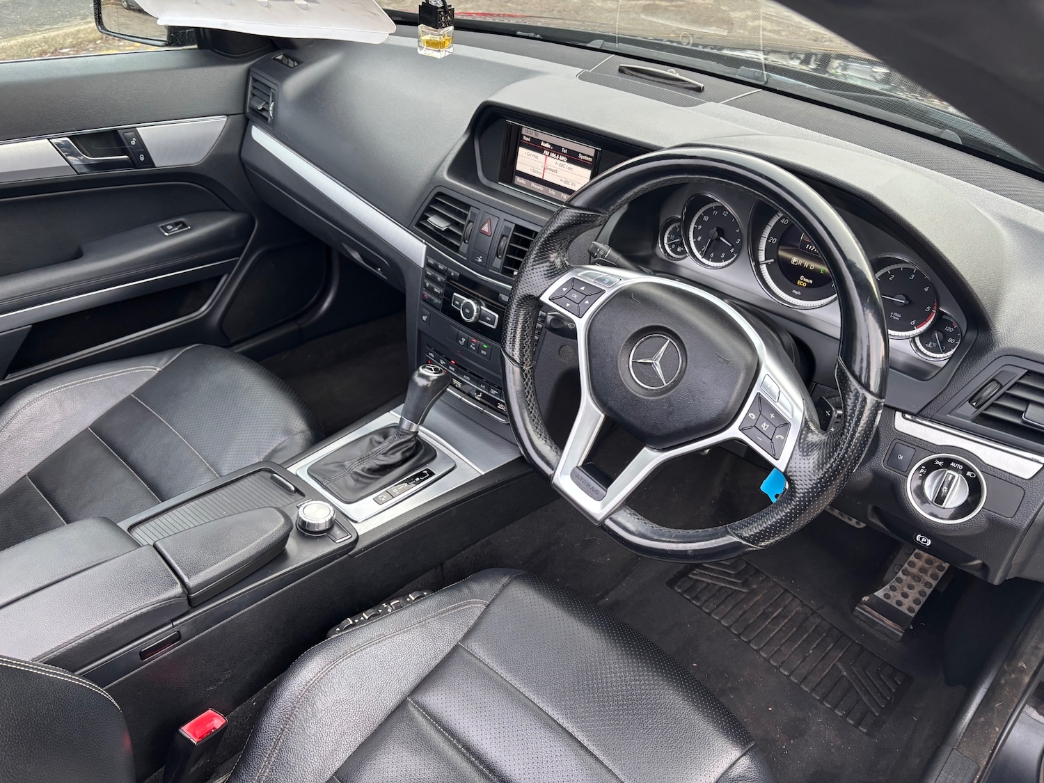 Used Mercedes-Benz E Class 2012 for sale - 77125745: Photo 15