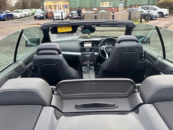 Used Mercedes-Benz E Class 2012 for sale - 77125745: Photo