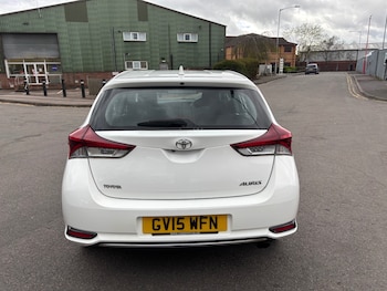 Used Toyota Auris 2015 for sale - 78122824: Photo