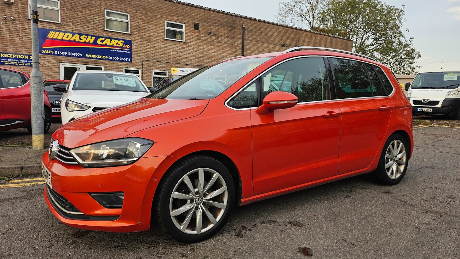 Used Volkswagen Golf SV 2014 for sale - 76488624: Photo 1