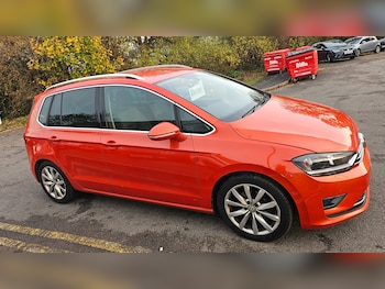 Used Volkswagen Golf SV 2014 for sale - 76488624: Photo