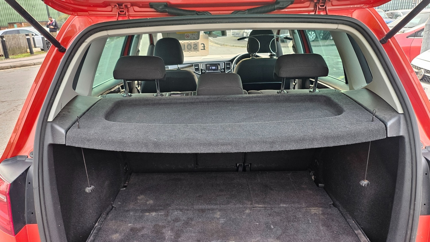 Used Volkswagen Golf SV 2014 for sale - 76488624: Photo 9