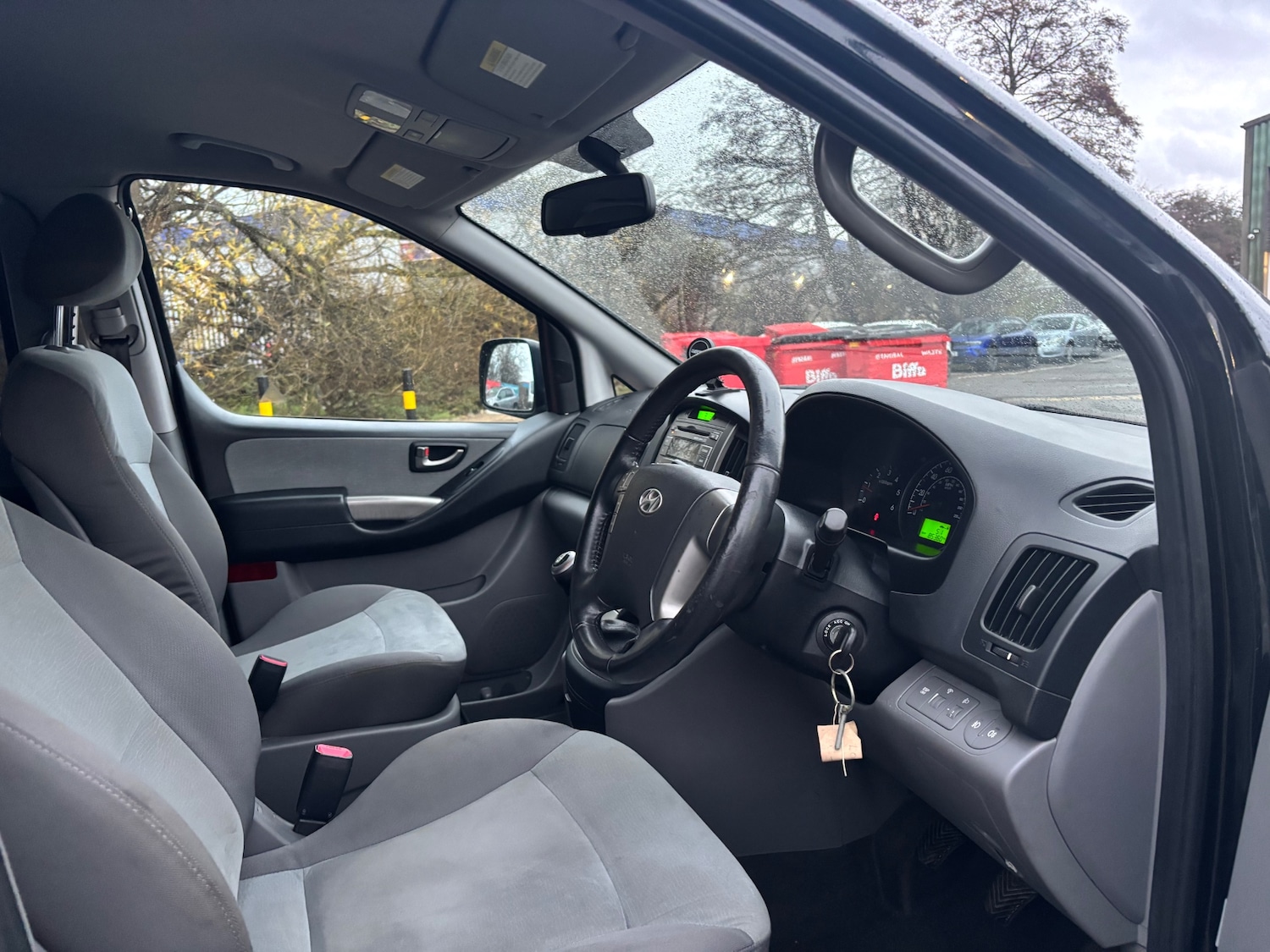 Used Hyundai i800 2012 for sale - 76817590: Photo 11