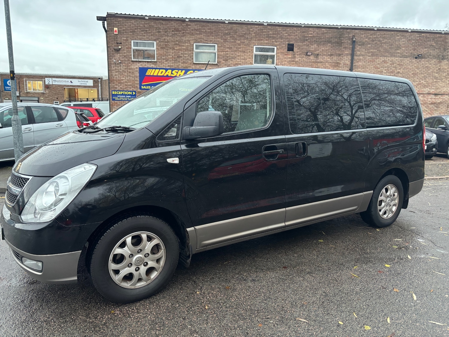 Used Hyundai i800 2012 for sale - 76817590: Photo 17