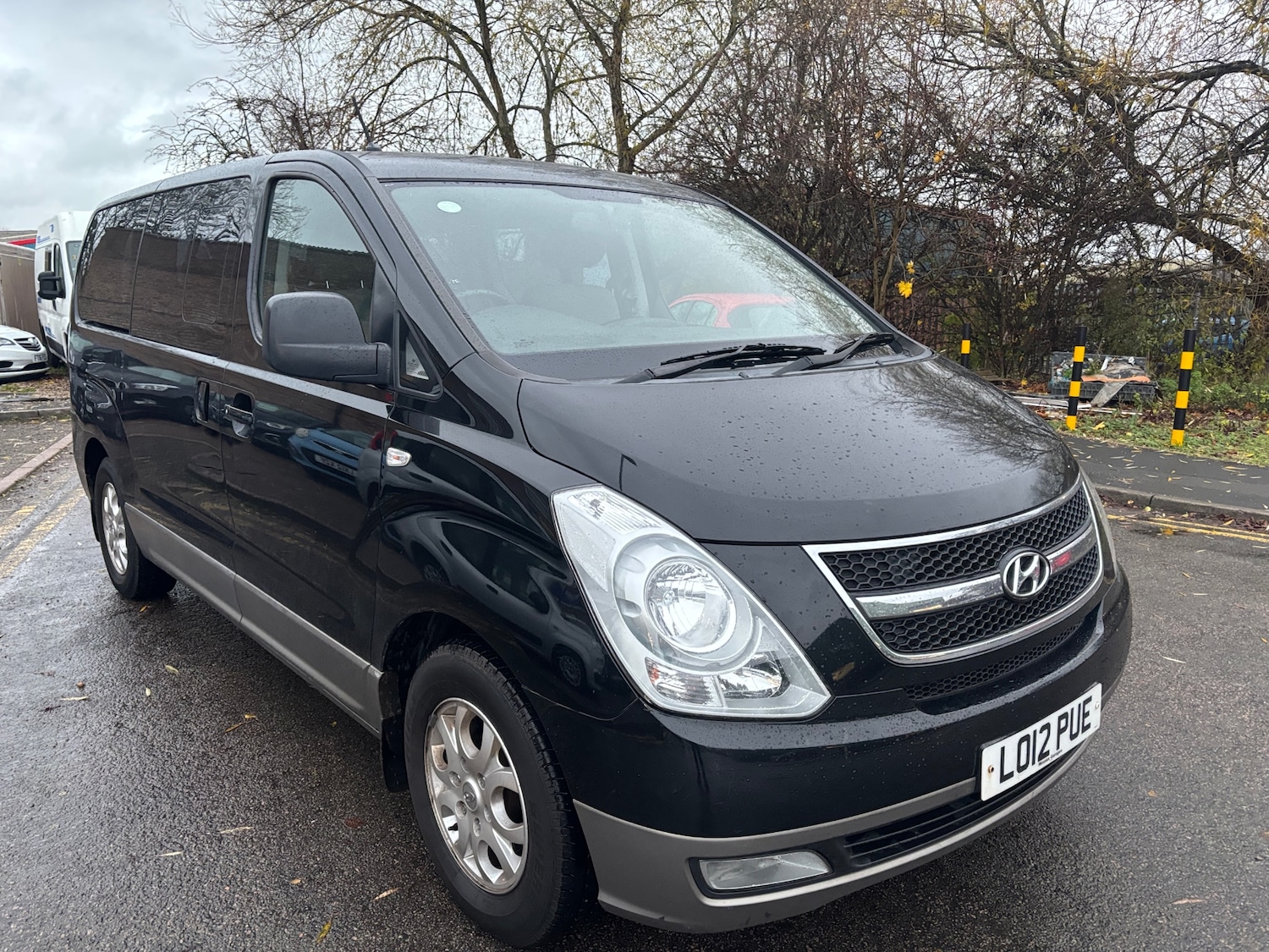 Used Hyundai i800 2012 for sale - 76817590: Photo 2