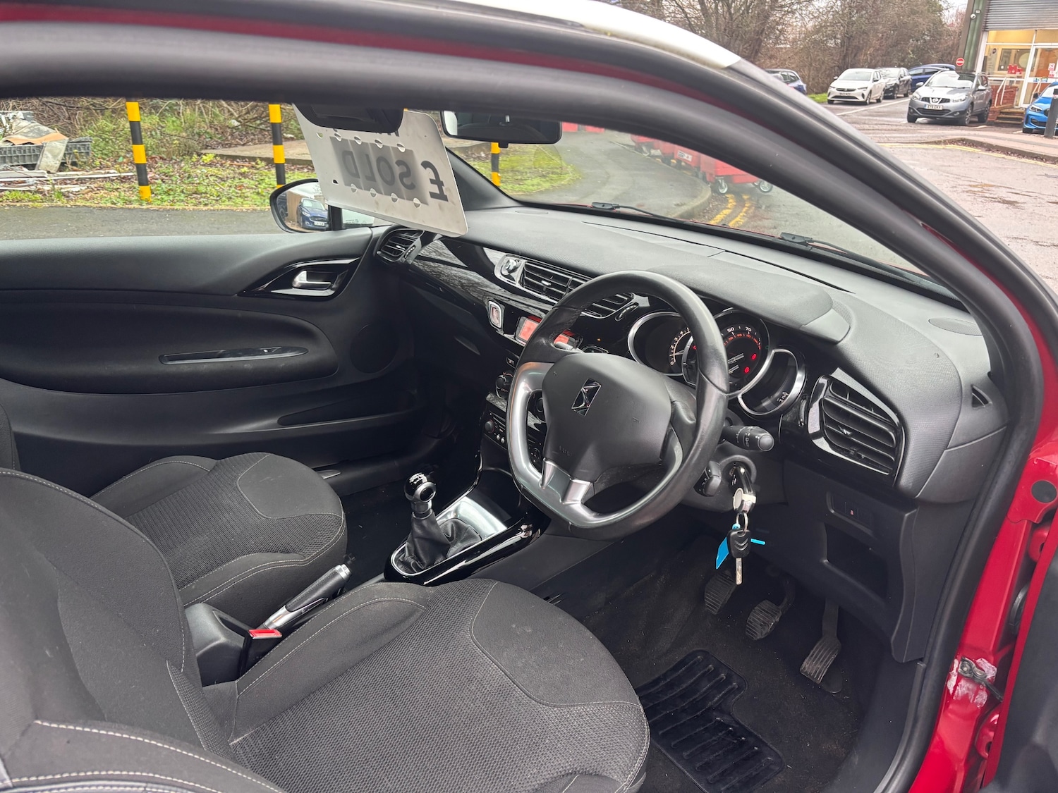 Used Citroen DS3 2013 for sale - 77184858: Photo 10