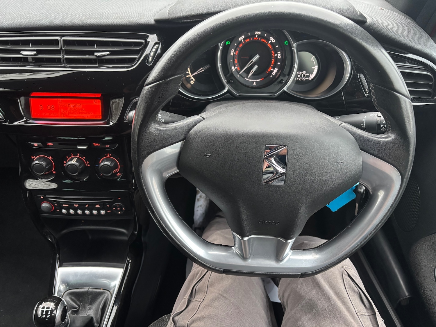 Used Citroen DS3 2013 for sale - 77184858: Photo 12