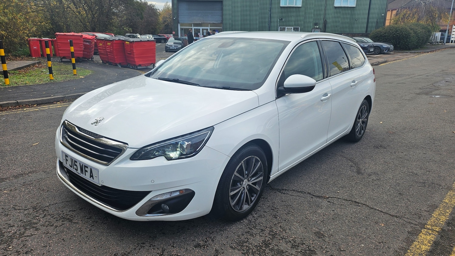 Used Peugeot 308 2015 for sale - 76477408: Photo 3