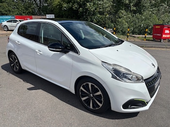 Used Peugeot 208 2015 for sale - 78802872: Photo