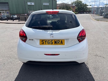 Used Peugeot 208 2015 for sale - 78802872: Photo