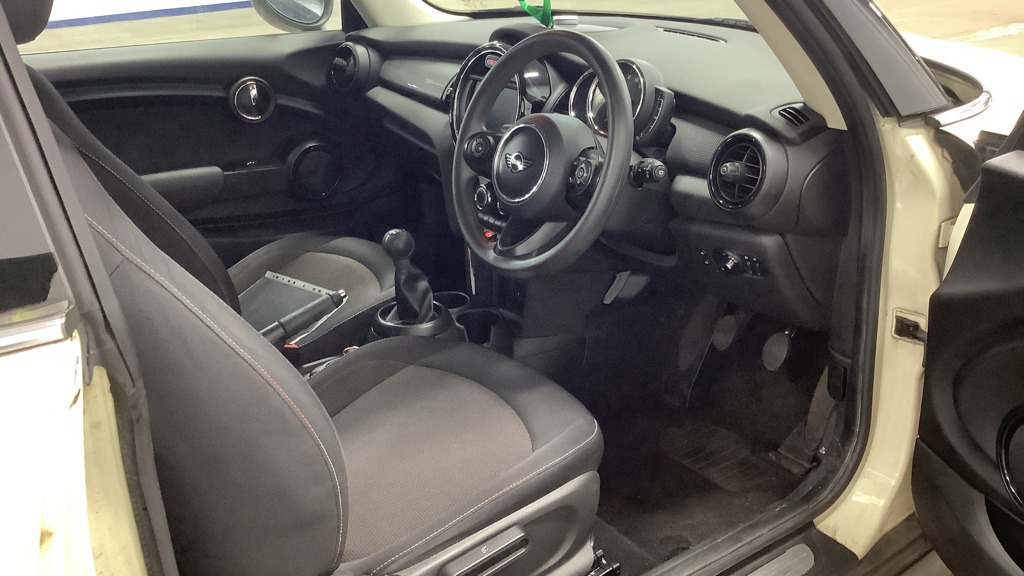 Used MINI Hatch 2018 for sale - 77872066: Photo 9