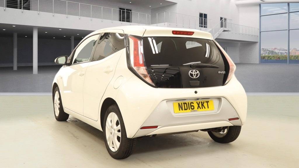 Used Toyota AYGO 2016 for sale - 77984813: Photo 3