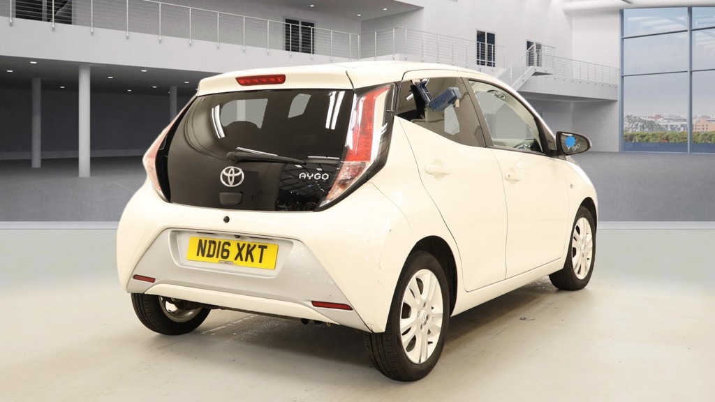 Used Toyota AYGO 2016 for sale - 77984813: Photo 4
