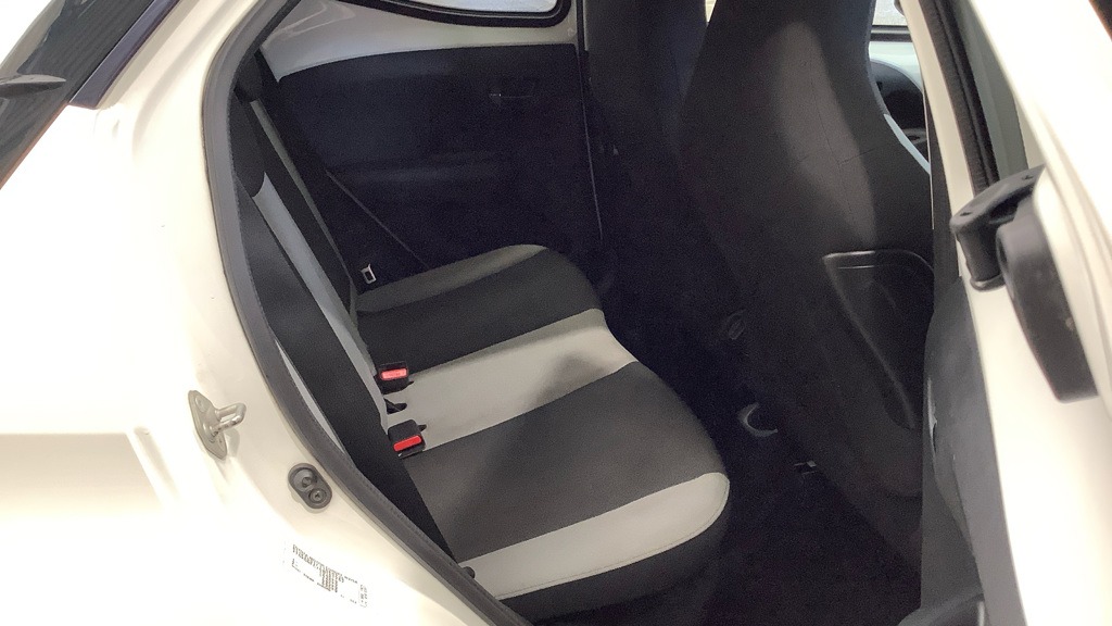 Used Toyota AYGO 2016 for sale - 77984813: Photo 8