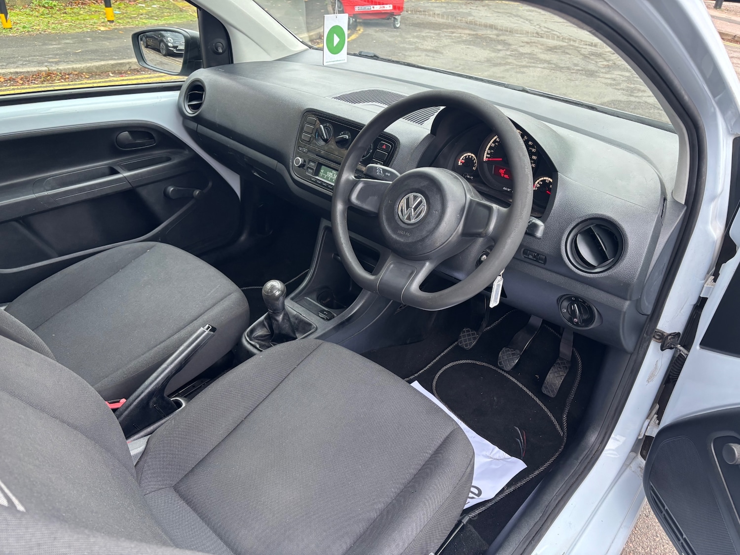 Used Volkswagen up! 2013 for sale - 76402005: Photo 7