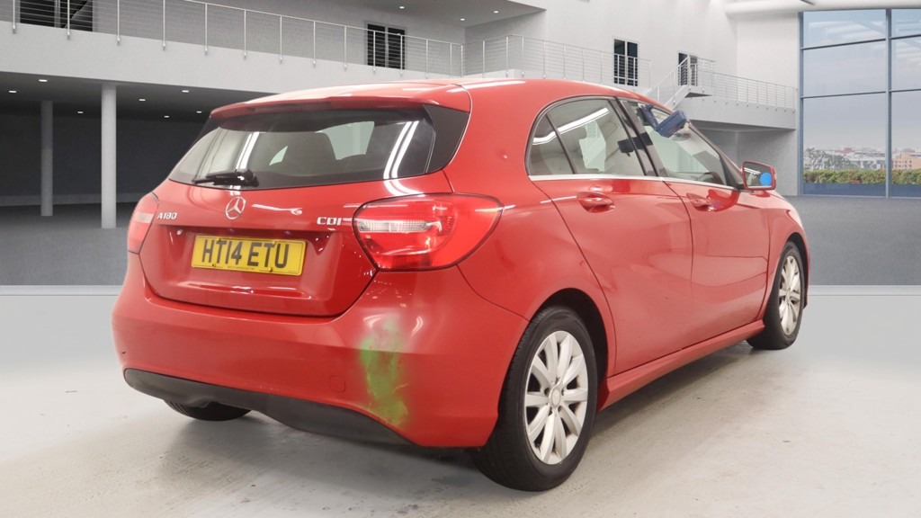 Used Mercedes-Benz A-Class 2014 for sale - 77148837: Photo 4