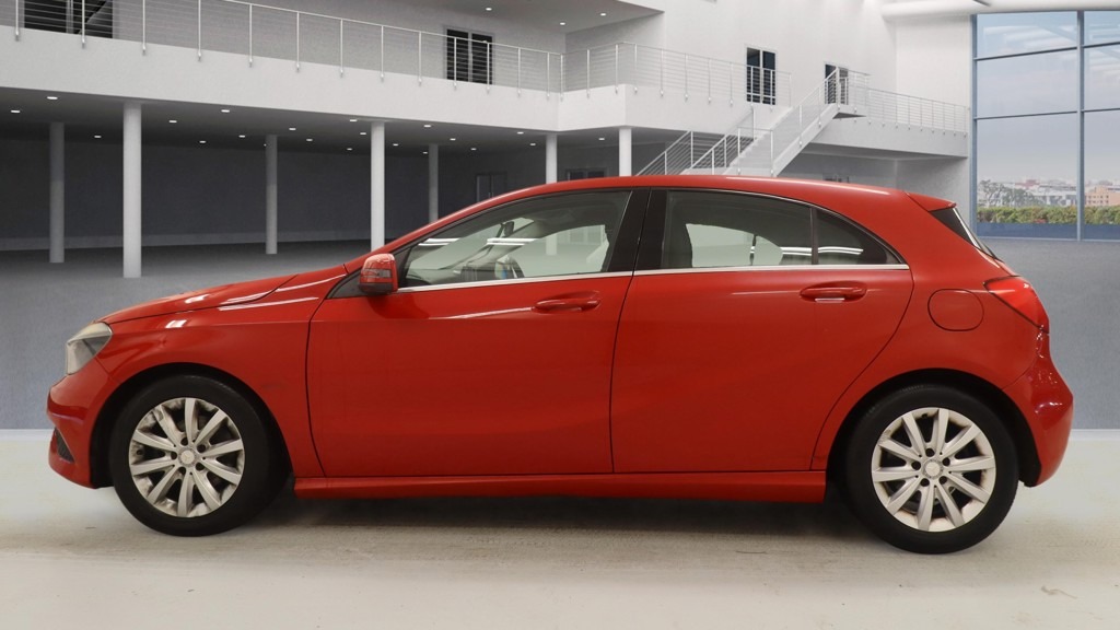 Used Mercedes-Benz A-Class 2014 for sale - 77148837: Photo 6