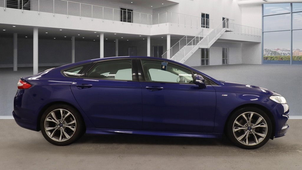 Used Ford Mondeo 2017 for sale - 77147981: Photo 5